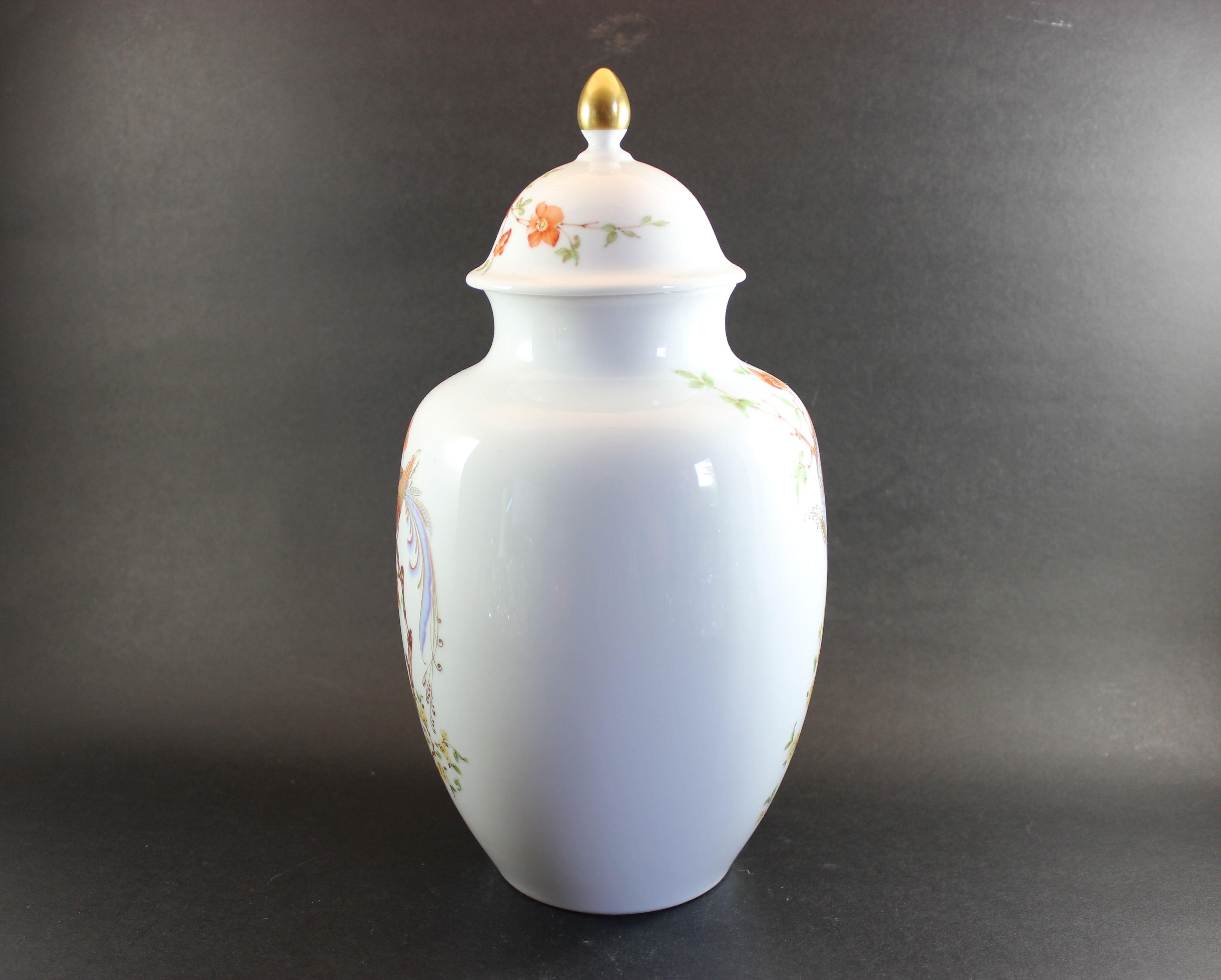 Kaiser Germany, Porcelain Ginger Jar with Lid, Olivia Pattern