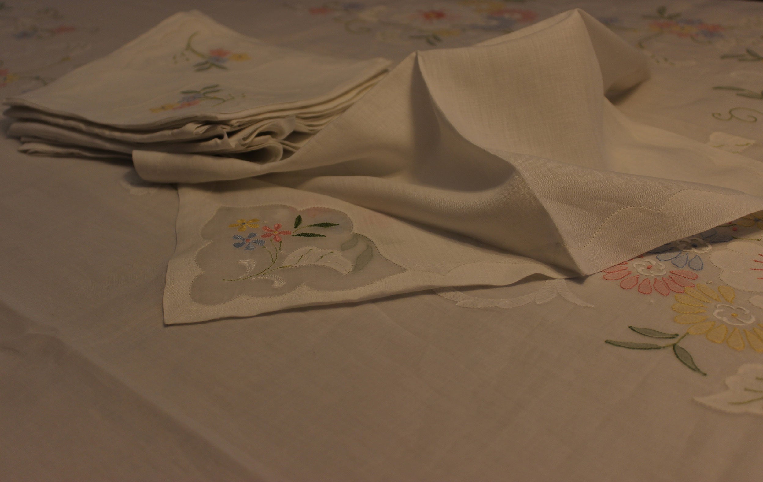 Madeira Organza Banquet Sized Tablecloth with Matching Napkins