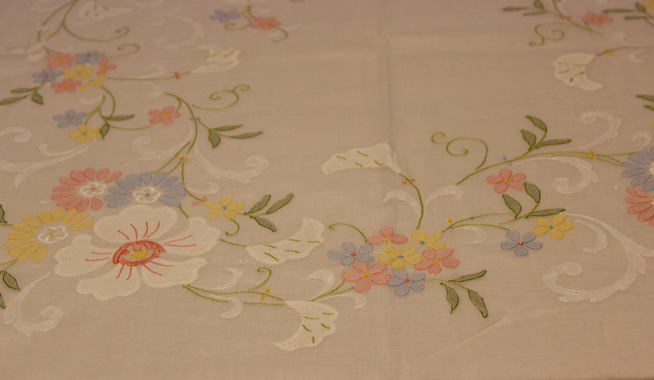 Madeira Organza Banquet Sized Tablecloth with Matching Napkins