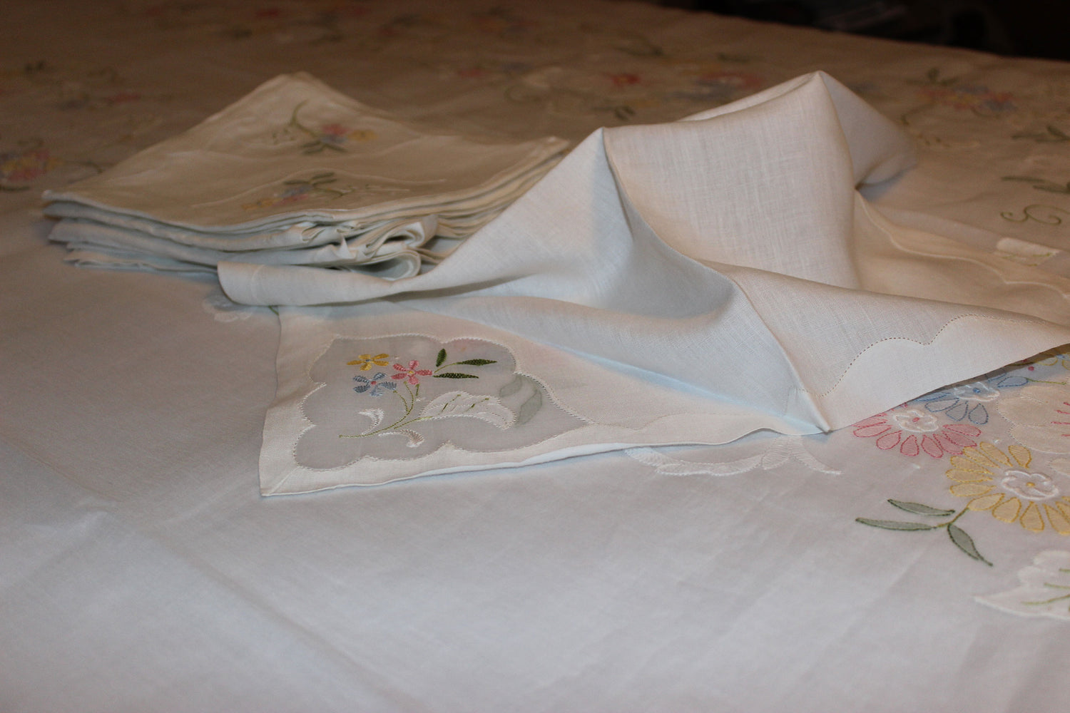 Madeira Organza Banquet Sized Tablecloth with Matching Napkins