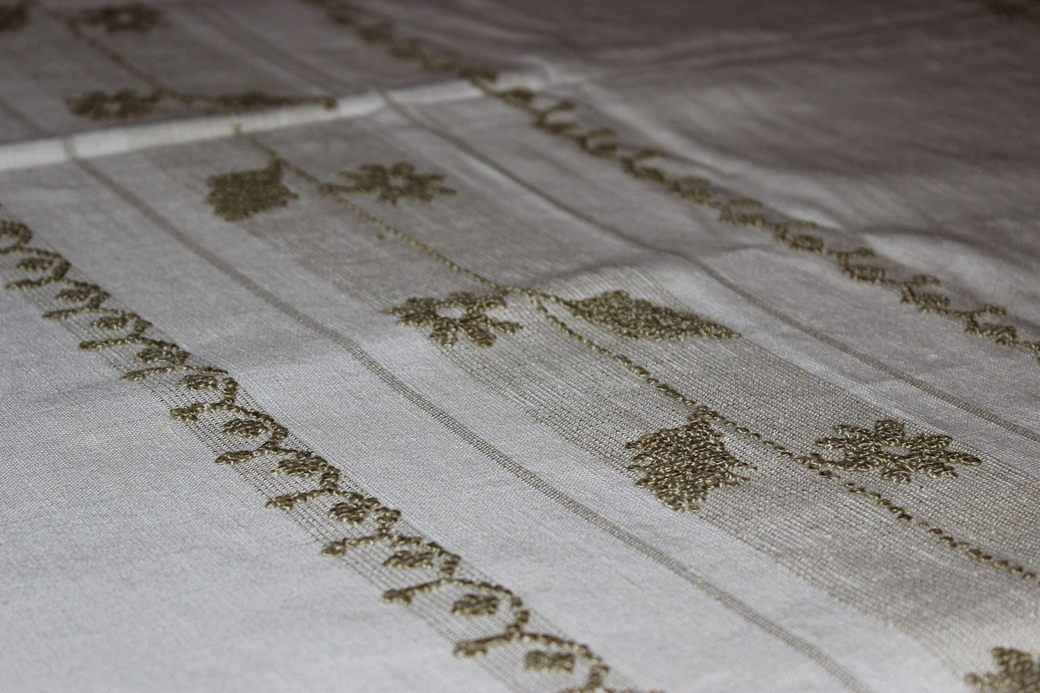 Madeira Natural Linen Tablecloth with Matching Napkins