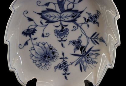 Meissen Blue Onion Leaf Dish
