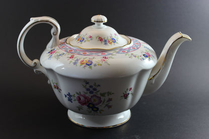 Paragon, Bow Pattern, Large Teapot