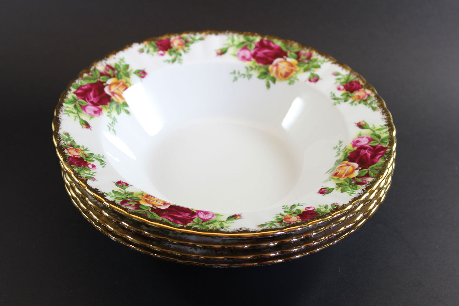 Royal Albert, Old Country Roses, Rimmed Soup Bowls