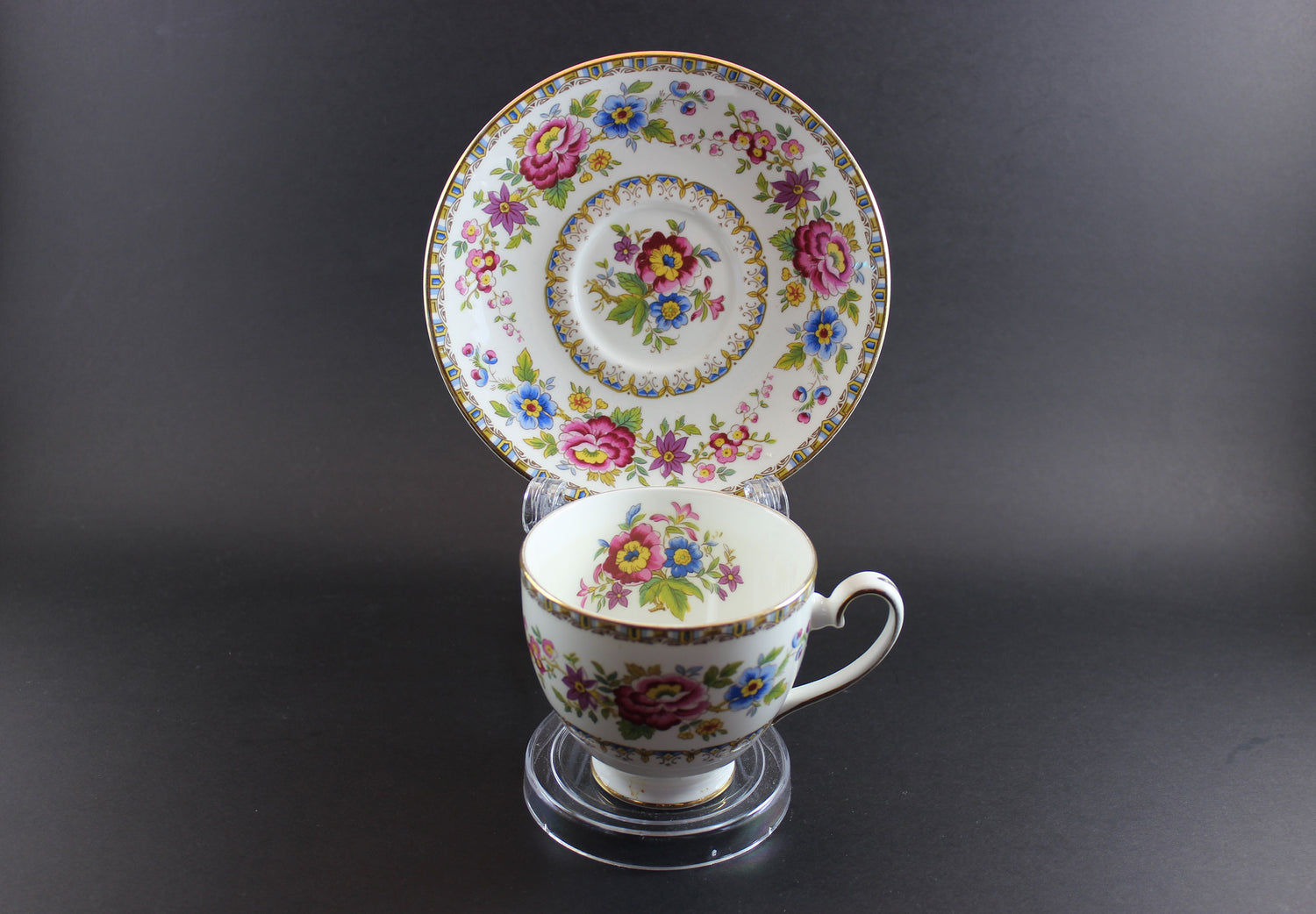 Royal Grafton, Malvern Pattern, 5 Piece Place Settings