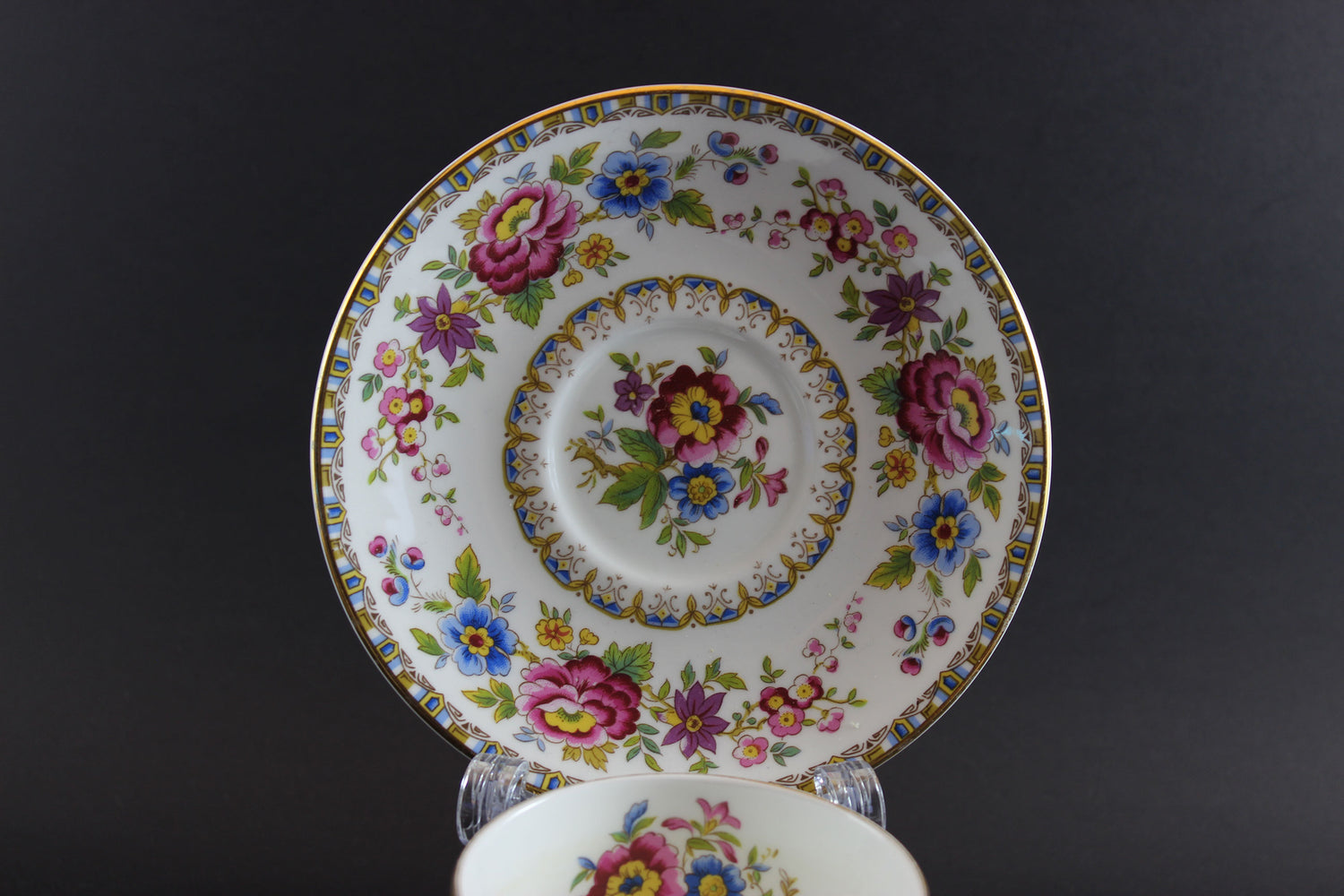 Royal Grafton, Malvern Pattern, 5 Piece Place Settings