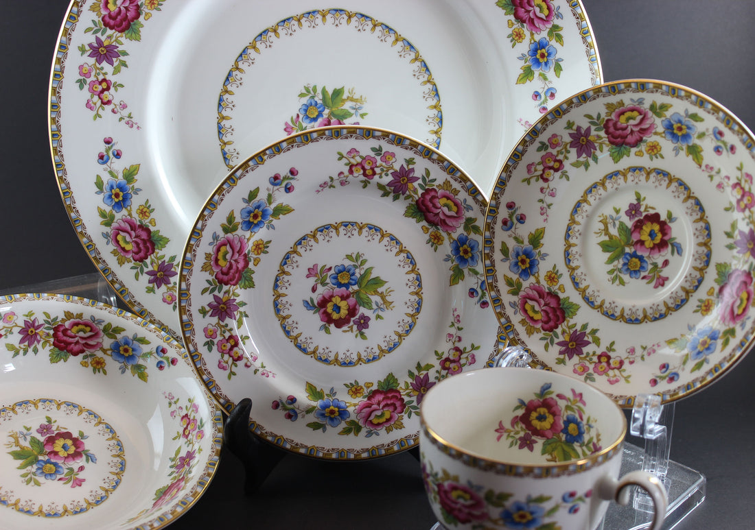 Royal Grafton, Malvern Pattern, 5 Piece Place Settings