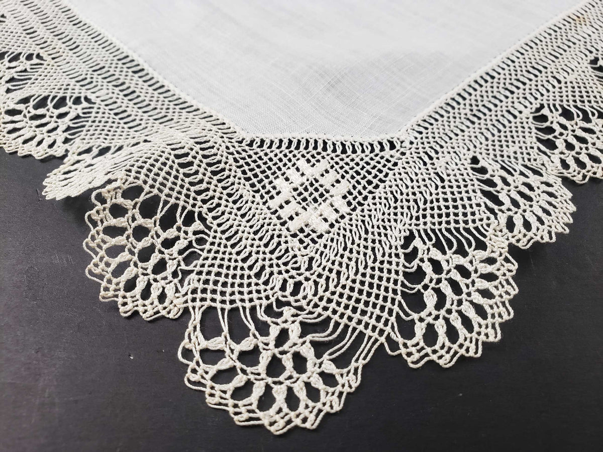 Small Linen and Wide Border Lace Handkerchief, Pair