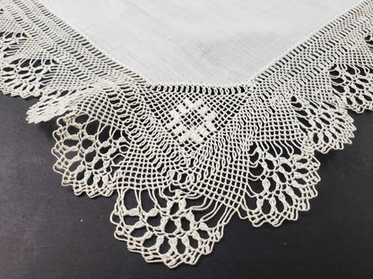 Small Linen and Wide Border Lace Handkerchief, Pair
