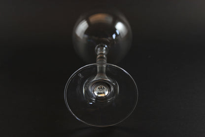Set of Spiegelau Arabeske clear wine glasses on a dark background