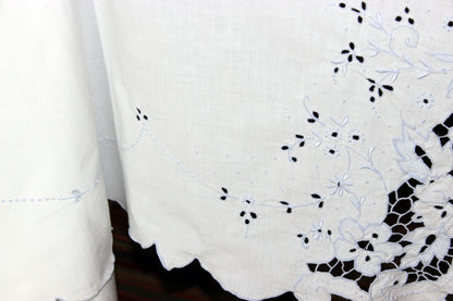 Vintage Cut Work &amp; Embroidered Linen Tablecloth