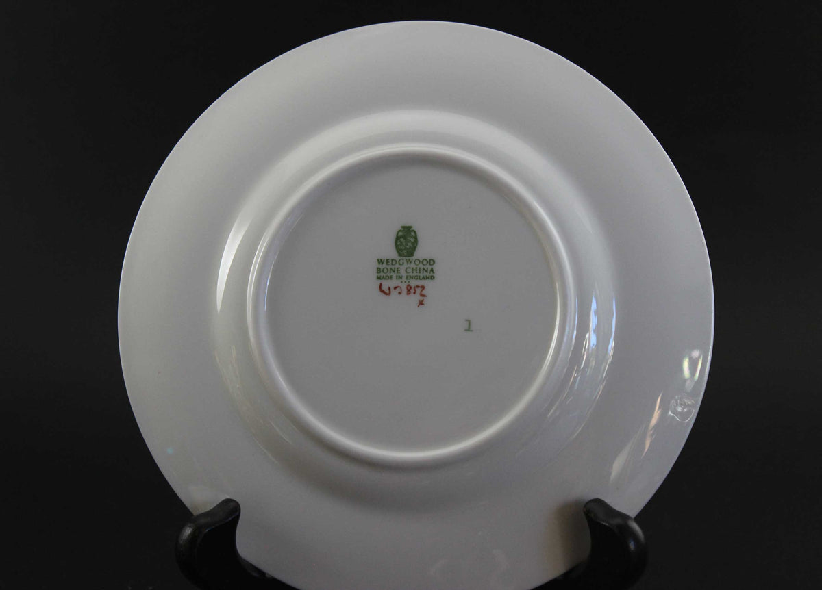 Wedgwood, Golden Ivy Bone China,  7 Piece Place Setting