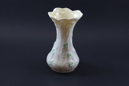 Belleek Daisy Spill Shamrock Bud Vase