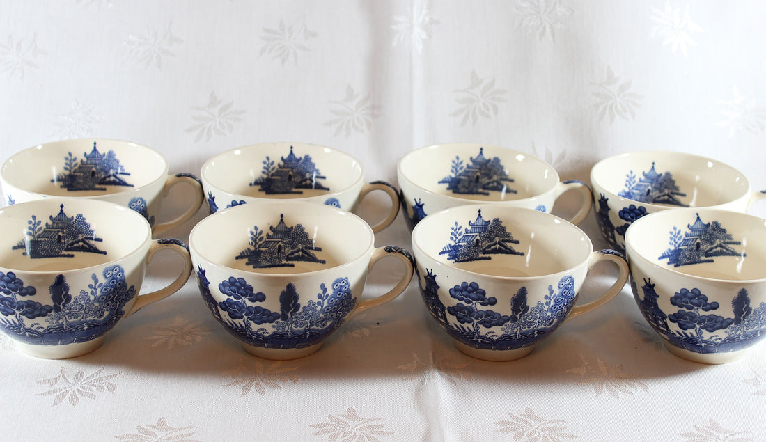 Blue Willow Pagoda Teacup