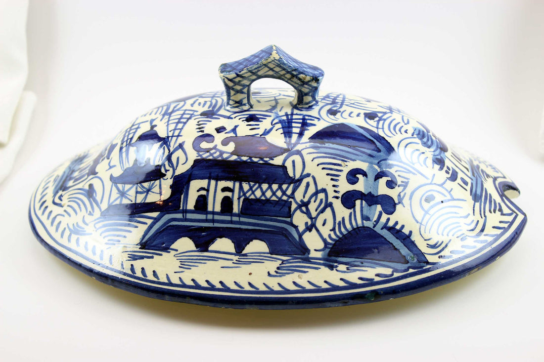 Canton Tureen Lid, Blue and White-19th Century