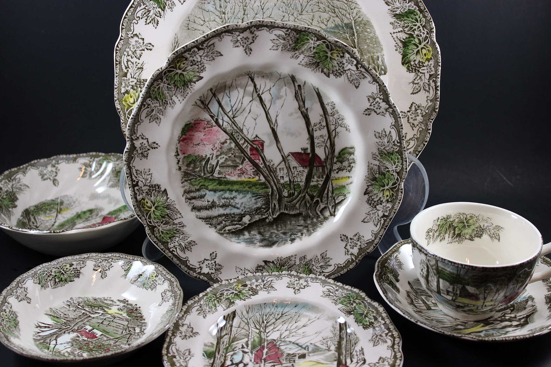 Friendly Village, 7 Piece Place Setting