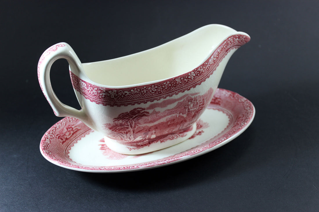 Jenny Lind 1795, Gravy Boat and Under Plate, Royal Staffordshire Pottery