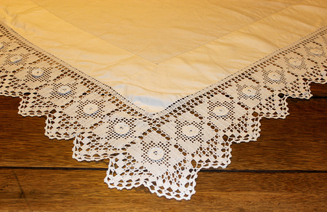 Natural Linen Lace Luncheon Cloth