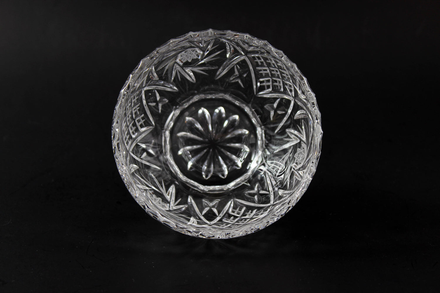 Pinwheel Crystal Small Bowl with Base