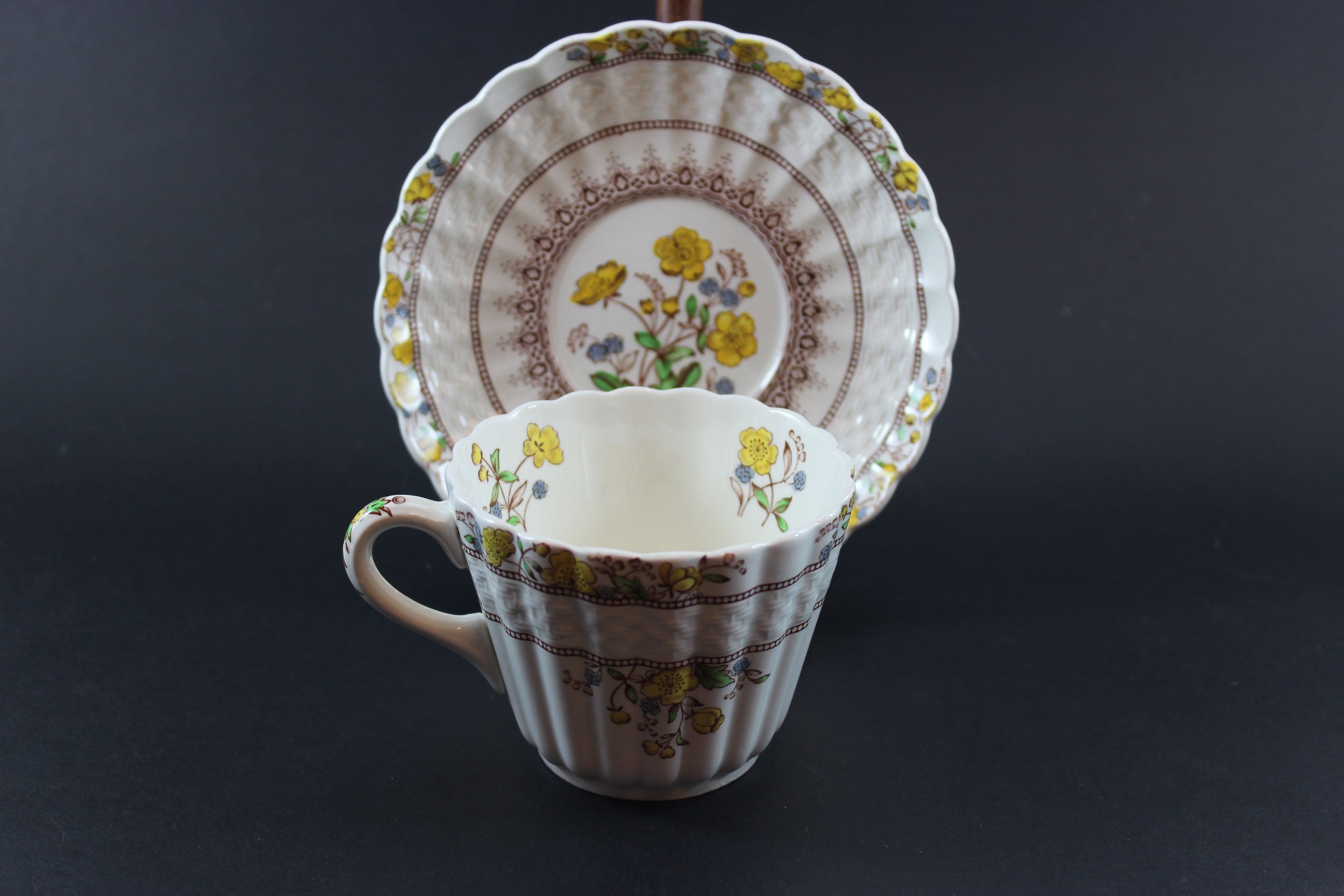 Copeland Spode, Buttercup Pattern, Teacups and Saucers